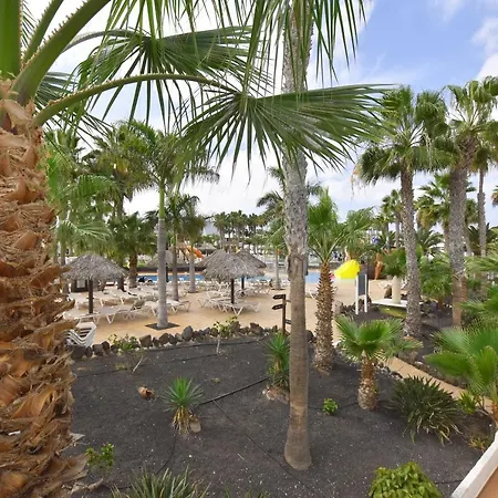 Book Jet - Oasis Pool View *